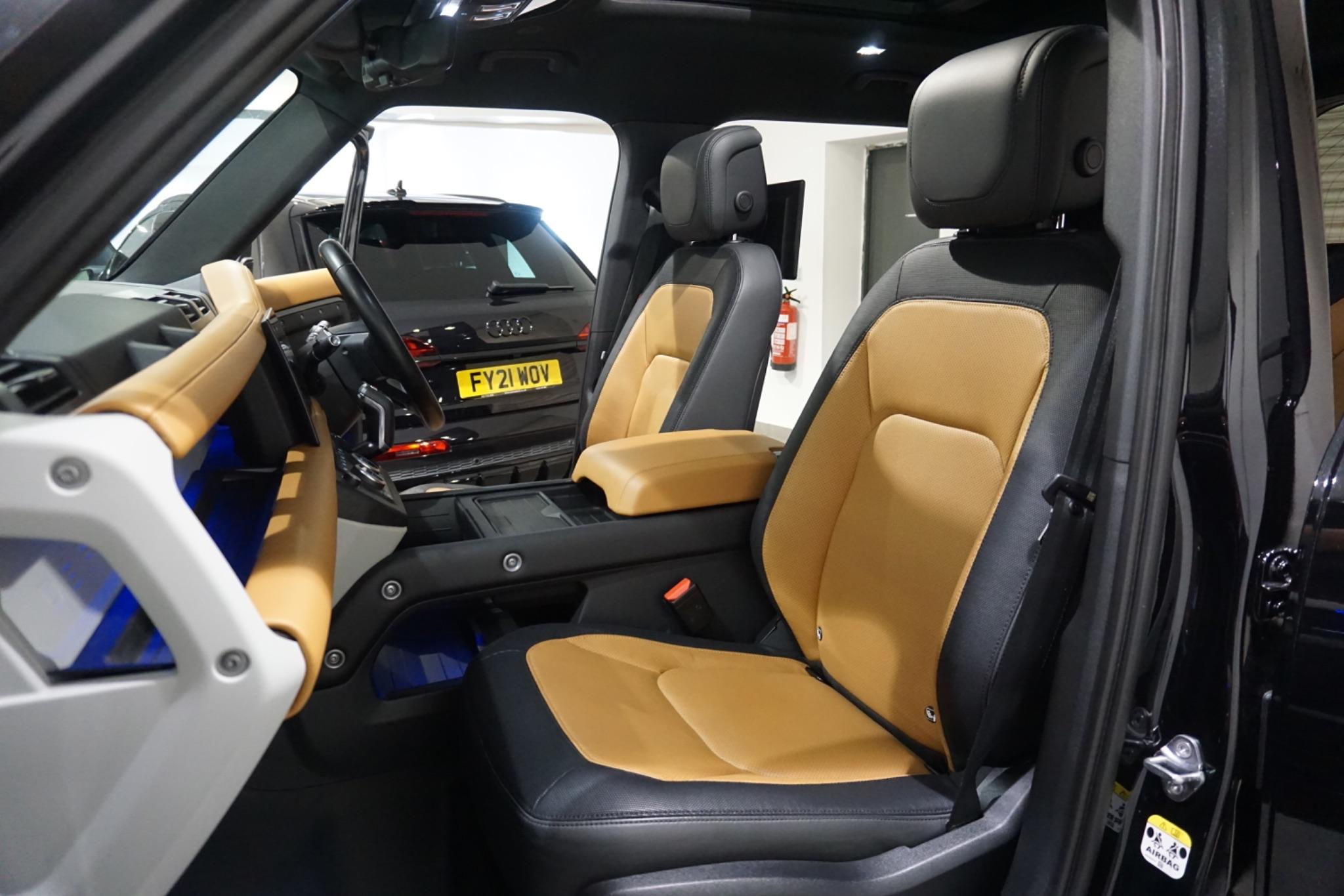 Land Rover Defender 110 3.0 D250 MHEV X-Dynamic HSE Auto 4WD Euro 6 (s/s) 5dr